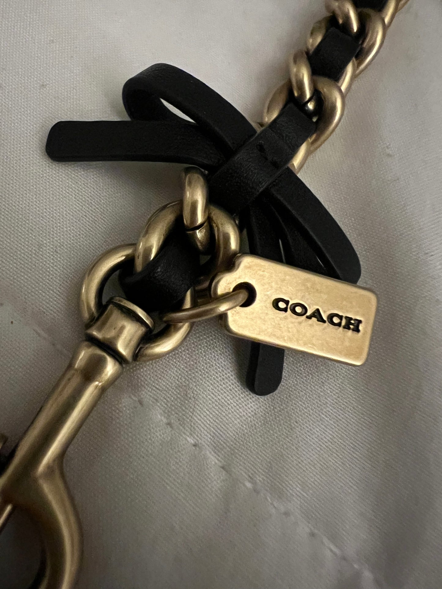 Preloved Coach Leather Chain Strap With Bows