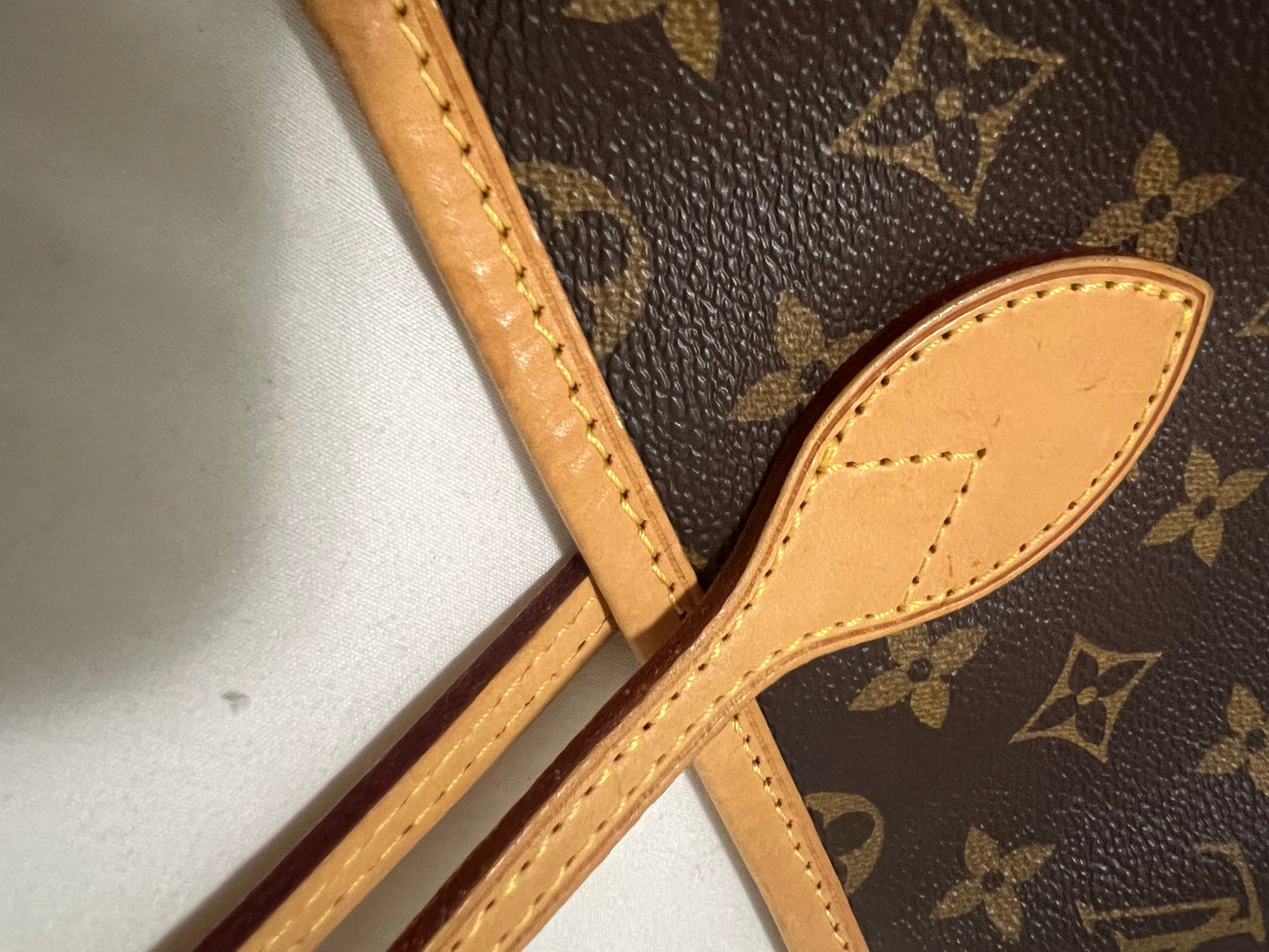 Pre-loved Louis Vuitton Neverfull Monogram GM