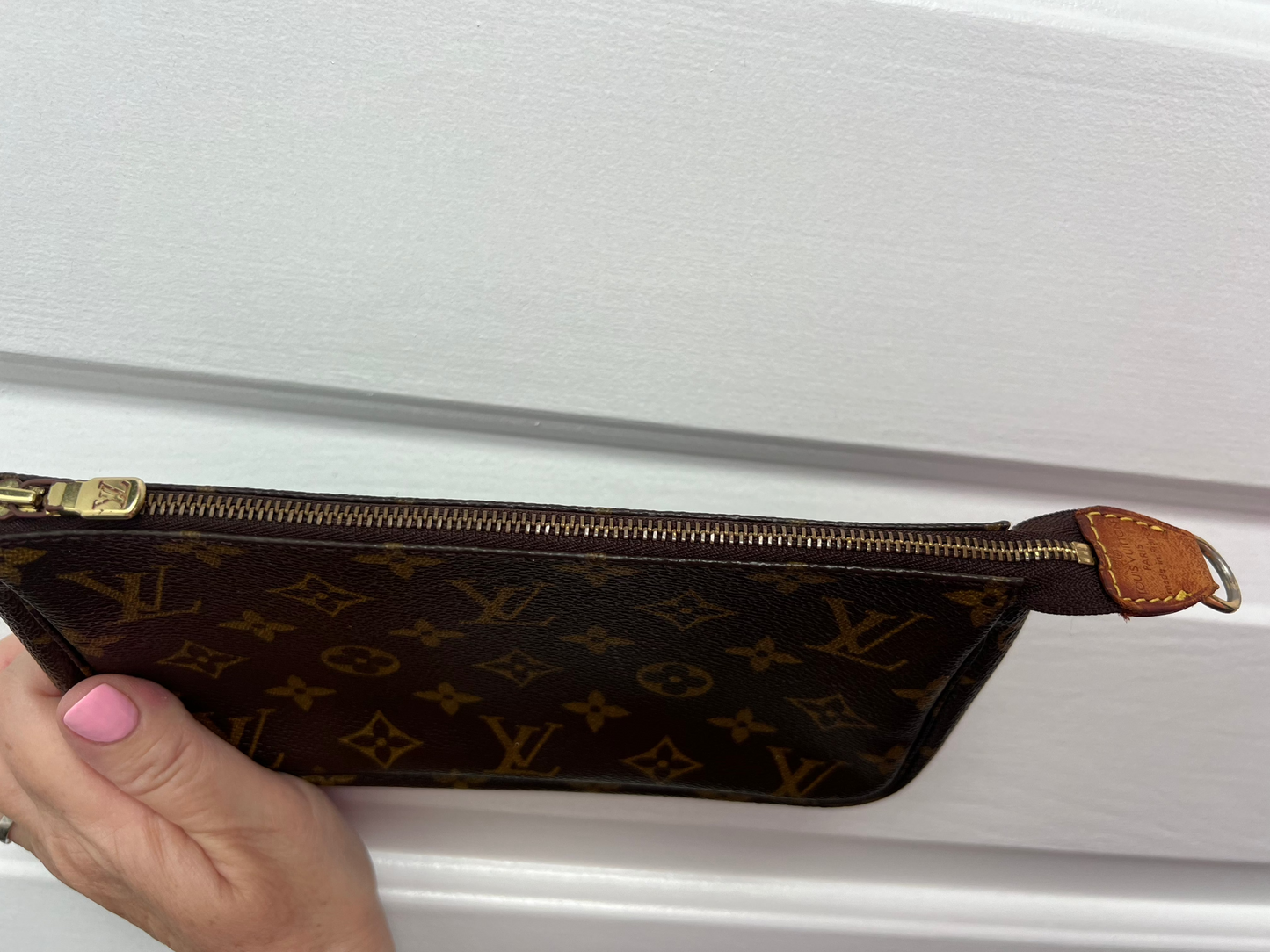 Pre-loved Louis Vuitton Pochette Accessories