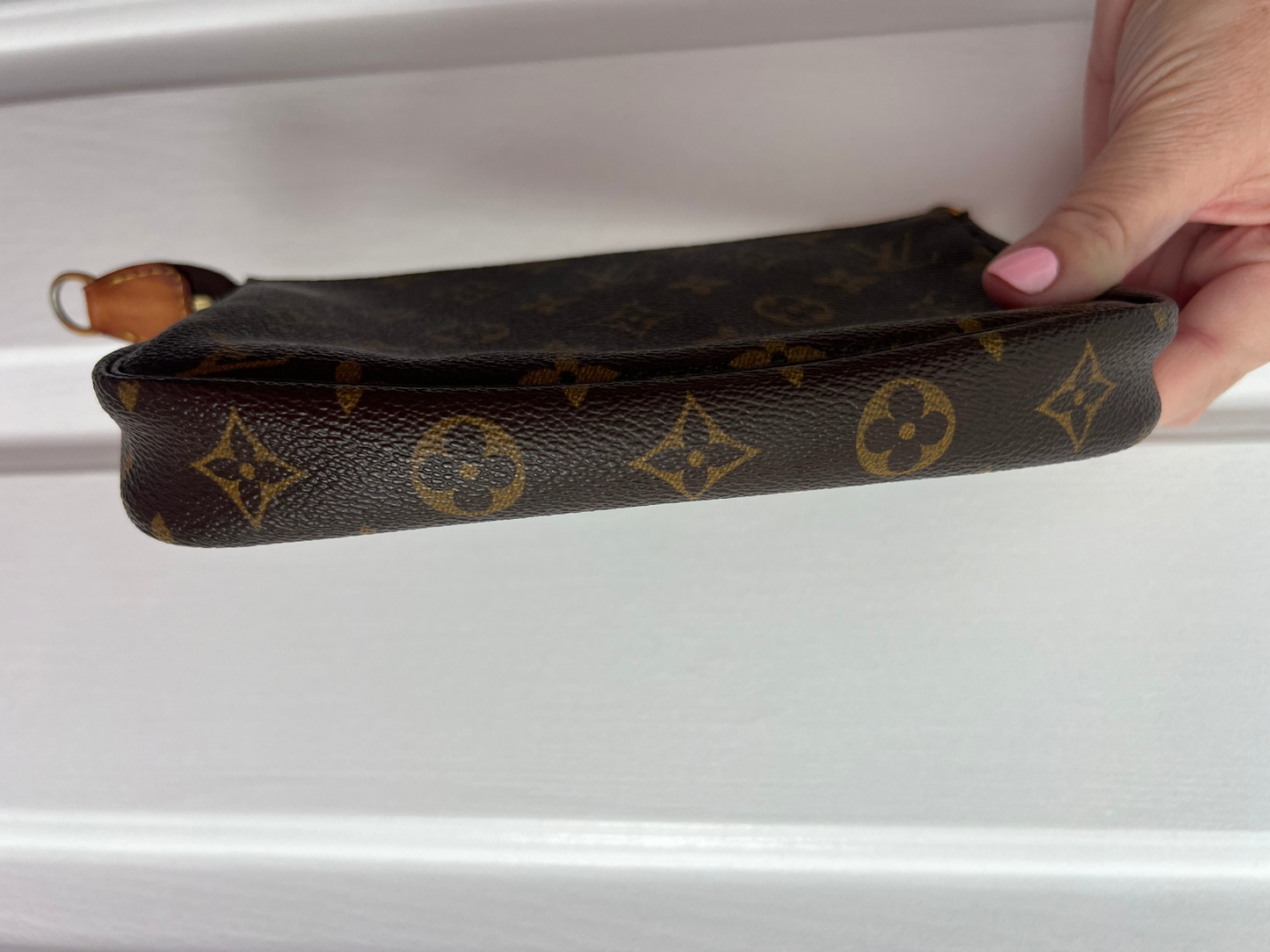 Pre-loved Louis Vuitton Pochette Accessories